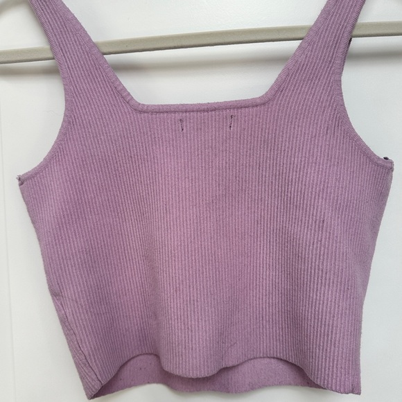 Kendall & Kylie Shrunken Ribbed Tank - Picture 2 of 4